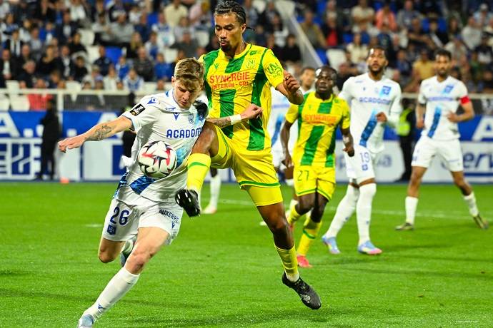 Nhận định, soi k&egrave;o Nantes vs Auxerre, 0h00 ng&agrave;y 31/8: Ch&igrave;m trong khủng hoảng
