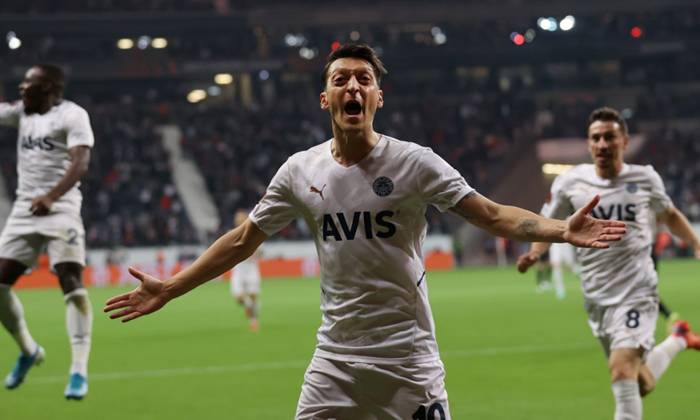 Nhận định, soi kèo Fenerbahce vs Olympiakos, 23h45 ngày 30/9