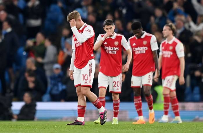 'De Bruyne 2.0' đối diện với tương lai 'u &aacute;m' ở Arsenal