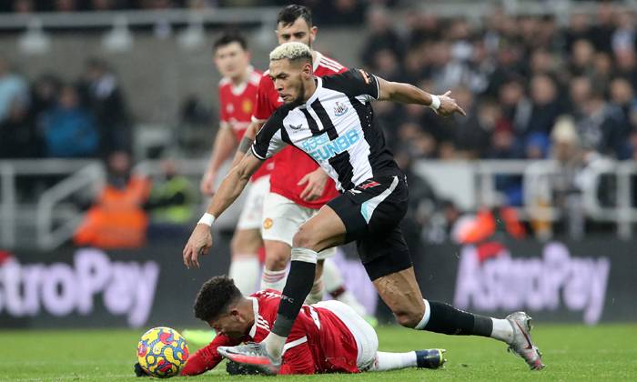 Soi k&egrave;o phạt g&oacute;c Everton vs Newcastle, 2h30 ng&agrave;y 31/12