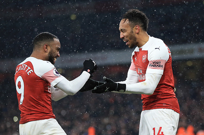 Arsenal 2-1 Cardiff: Song tấu Auba-Laca mang 3 điểm cho Ph&aacute;o thủ