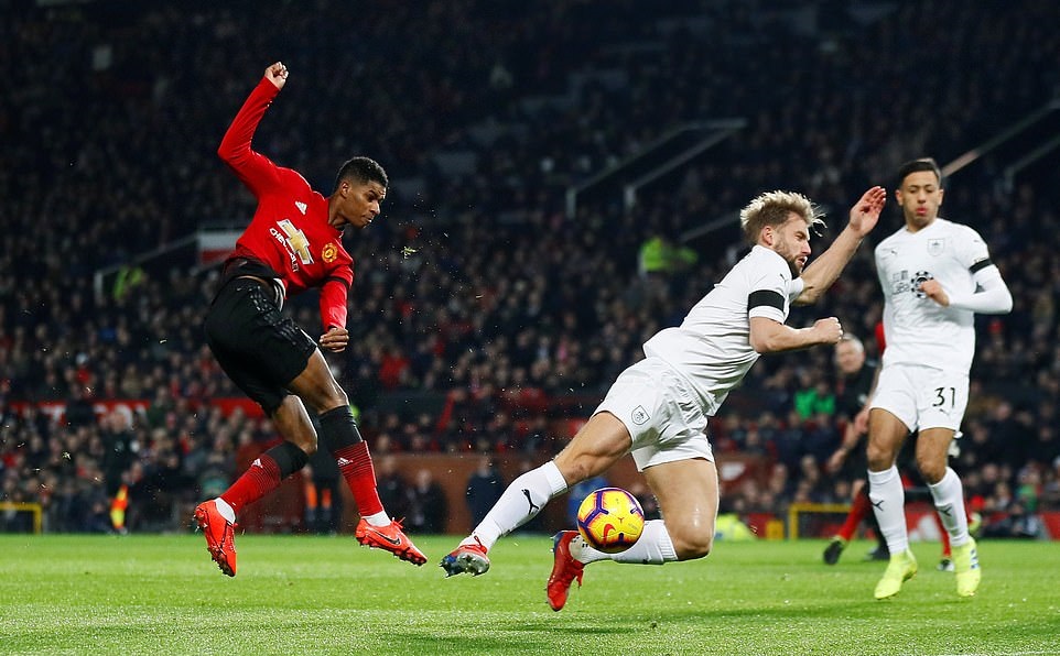 Xem lại MU vs Burnley (Premier League, Ngoại hạng Anh v&ograve;ng 24).