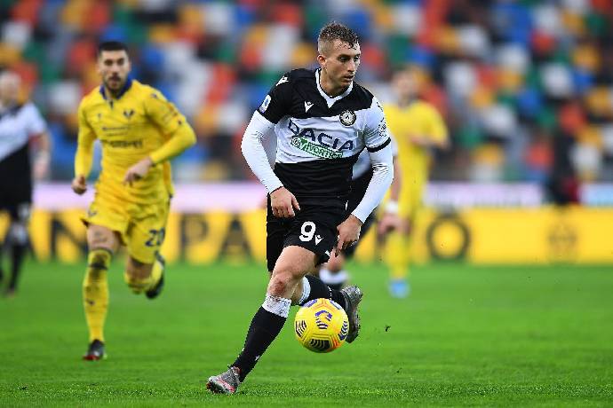 Soi kèo phạt góc Udinese vs Verona, 2h45 ngày 31/1