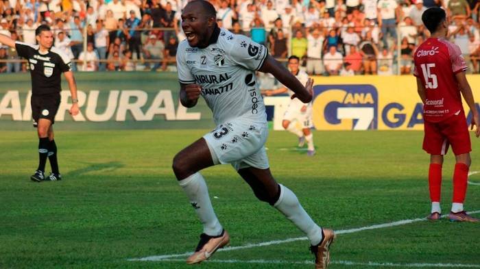 Nhận định, soi kèo CSD Comunicaciones vs Coban Imperial, 10h00 ngày 1/2