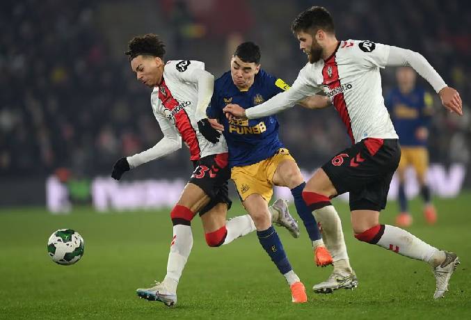 Soi kèo phạt góc Newcastle vs Southampton, 20h00 ngày 30/4