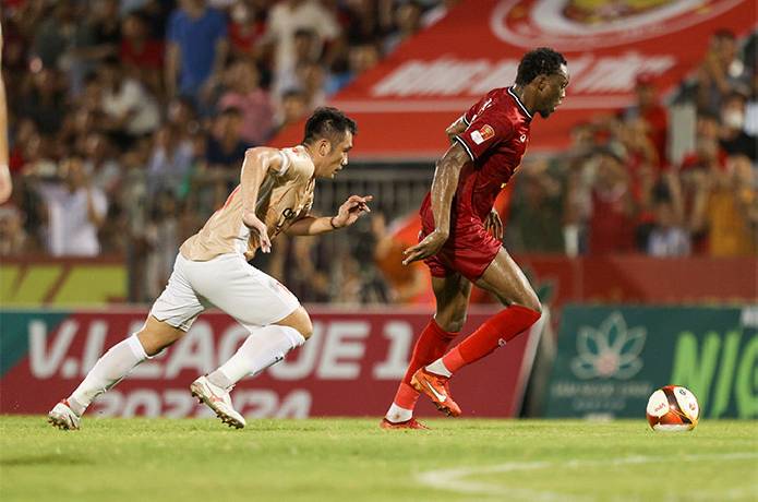 HLV Polking ra mắt, Công an Hà Nội thua trận thứ 4 liên tiếp