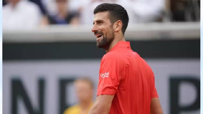 Djokovic thắng 12 trận liên tiếp trước các tay vợt Pháp tại Roland Garros