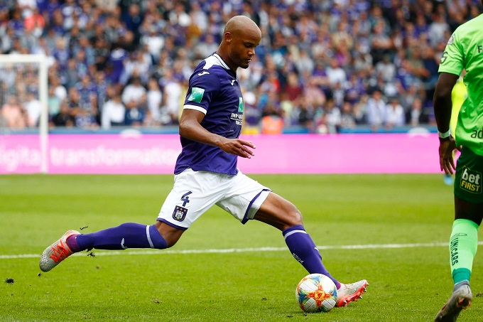 Đội bóng của HLV Vincent Kompany khởi đầu tệ hơn cả Sint-Truidense