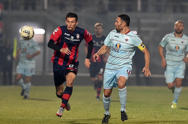 Nhận định Trapani vs Crotone, 2h00 ng&agrave;y 1/8