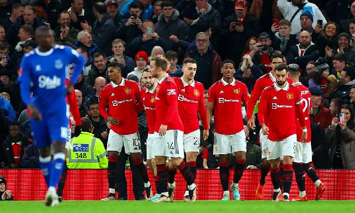 Nhà vô địch Châu Âu chiêu mộ 'người thừa' 40 củ của Man United