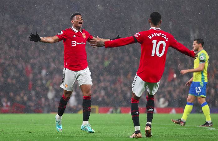 Soi kèo phạt góc Nottingham vs MU, 0h30 ngày 31/12		