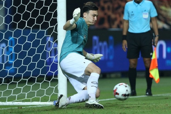 Tin tức bóng đá Việt Nam 31/1: Đặng Văn Lâm cứu 2 quả penalty liên tiếp