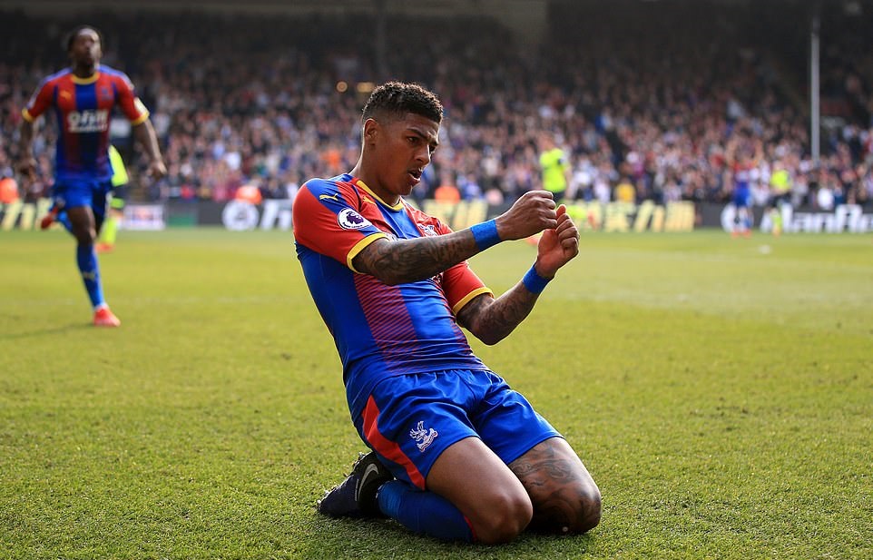 Video Crystal Palace 2-0 Huddersfield (Premier League, Ngoại hạng Anh v&ograve;ng 32)