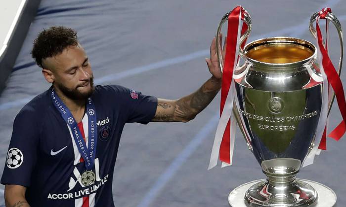 UEFA chưa thể thay đổi thể thức và tăng số đội tham dự Champions League