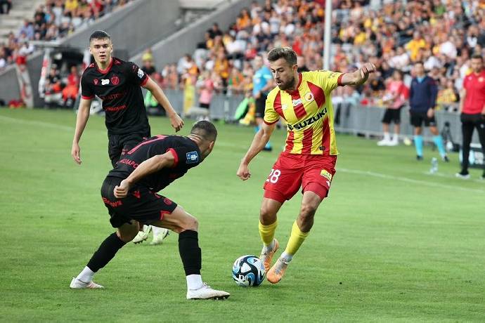 Nhận định, soi k&egrave;o Widzew lodz với Korona Kielce, 22h30 ng&agrave;y 1/4: Nỗ lực trụ hạng