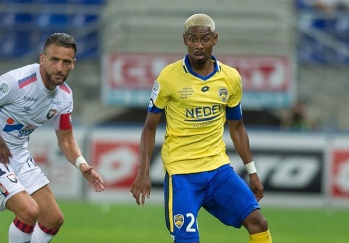 ĐT Việt Nam c&oacute; thể mất sao Việt kiều v&agrave;o tay đội b&oacute;ng Trung Mỹ