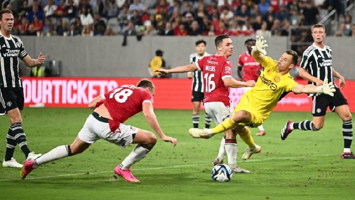 Để thua Dortmund, Ten Hag nổi giận quyết tống khứ 'kẻ v&ocirc; dụng' 85 triệu