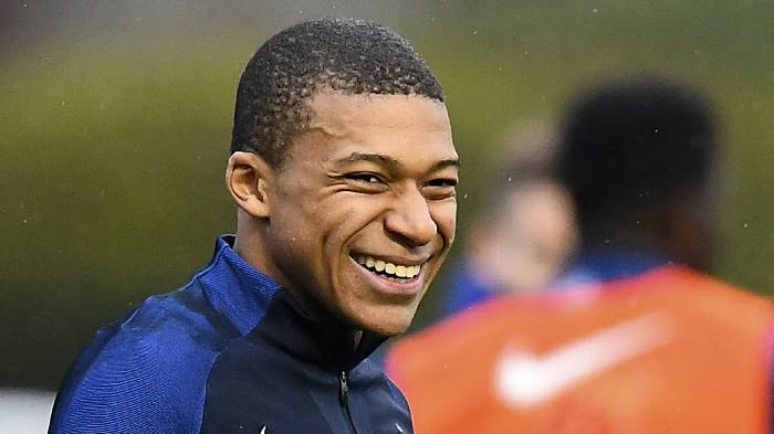 Đếm ngày sang Real, Mbappe có hành động chọc PSG tức điên