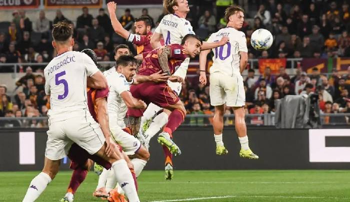 Soi kèo góc Lecce vs AS Roma, 23h30 ngày 31/08