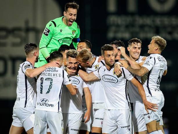 Nhận định, soi kèo Famalicao vs Vizela, 3h30 ngày 1/11