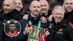 Ten Hag đưa 'cơn lốc đường bi&ecirc;n' của Ajax v&agrave;o tầm ngắm