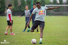 'Công Phượng ảo' ca ngợi HLV Kiatisak 