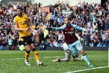 Soi k&egrave;o phạt g&oacute;c Burnley vs Wolves, 01h45 ng&agrave;y 3/4