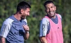 Kể 10 đồng đội thân nhất, Messi 'tấu hài' khi quên luôn 'ông em ruột'