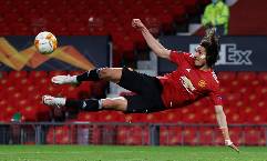 ‘MU giữ Edinson Cavani là hạ sách’