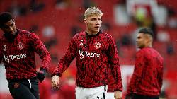 '28 cú sút chỉ 1 bàn thắng, cậu ta còn không xứng dự bị ở M.U'