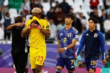 Tội đồ của Nhật Bản ăn năn, thừa nhận kh&ocirc;ng xứng đ&aacute;ng kho&aacute;c &aacute;o ĐTQG