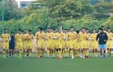 Tuyển Việt Nam hủy lịch tập Quy Nhơn vì dịch COVID-19