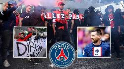CĐV xếp h&agrave;ng biểu t&igrave;nh lăng mạ Messi, PSG ch&iacute;nh thức l&ecirc;n tiếng