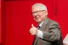 Sir Alex Ferguson nhập viện khi đến Old Trafford xem MU đại chiến Liverpool
