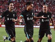 MU thua thảm Liverpool trước trận si&ecirc;u c&uacute;p Anh