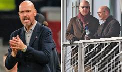 HLV Erik Ten Hag gửi thông điệp khẩn tới nhà Glazer