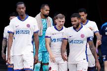 Cho&aacute;ng với đội h&igrave;nh si&ecirc;u ph&igrave;nh to của Chelsea