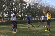 HLV Kiatisak cho ngoại binh HAGL chạy đua xuyên Tết