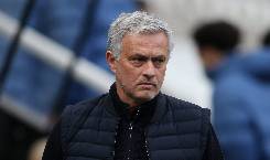 Jose Mourinho bị cắt tiền đền bù nếu Tottenham không dự Champions League 21/22
