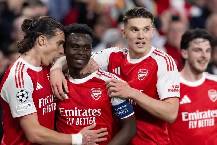 Wayne Rooney chỉ tr&iacute;ch Arsenal ăn mừng qu&aacute; lố
