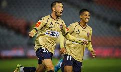 Soi kèo phạt góc Newcastle Jets vs Melbourne City, 16h05 ngày 8/2