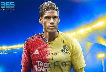 MU nguy cơ mất trụ cột vào tay Saudi Arabia