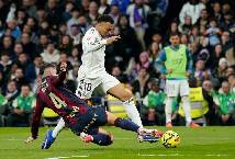 Siêu máy tính dự đoán Valencia vs Real Madrid, 3h00 ngày 9/2