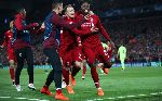 Vùi dập Barca đến phi lý, Liverpool tái lập thành tích của MU
