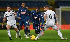 Soi k&egrave;o phạt g&oacute;c Arsenal vs Leeds, 20h ng&agrave;y 8/5