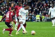 Ph&acirc;n t&iacute;ch k&egrave;o hiệp 1 Real Madrid vs Valencia, 2h00 ng&agrave;y 12/1