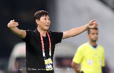 HLV Kim Sang Sik dẫn dắt đội Các ngôi sao Đông Nam Á chạm trán MU