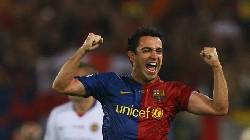 Tiền đạo huyền thoại từng bị Xavi dằn mặt khi chân ướt chân ráo tới Barca