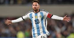 'Tiền đạo đắt gi&aacute; nhất thế kỷ' tiết lộ phẩm chất muốn lấy của Messi