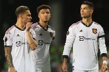 Bị Arsenal huỷ hợp đồng, bom xịt vẫn cho 100 củ của M.U &ldquo;h&iacute;t kh&oacute;i&rdquo;